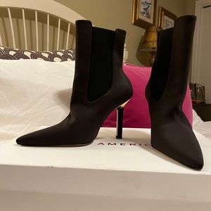 New Good American GA118N-X Neoprene Booties chocolate size 6
